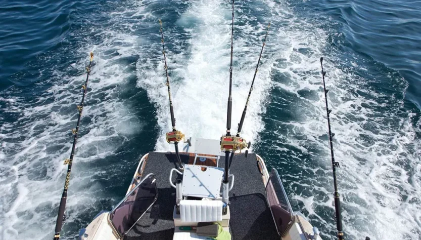 Memancing Laut Dalam